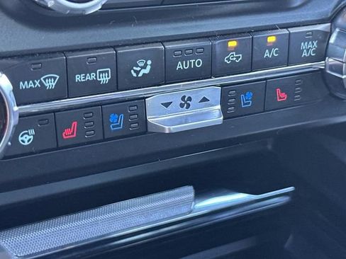 Used 2024 Ford F250 Lariat w/ Lariat Ultimate Package image 34