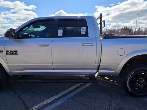 Used 2018 RAM 2500 Big Horn w/ Sport Appearance Group AWD/4WD image 3