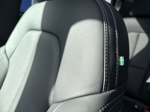 New 2026 Volvo XC40 B5 Plus w/ Protection Package Premier image 30