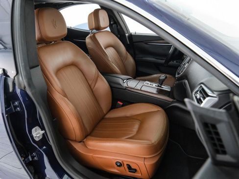 Used 2014 Maserati Ghibli S Q4 AWD/4WD image 34