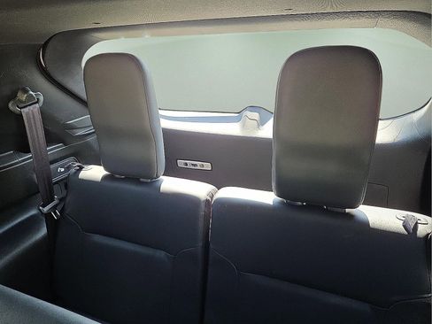 Used 2024 Mitsubishi Outlander SE Black Edition AWD/4WD image 11