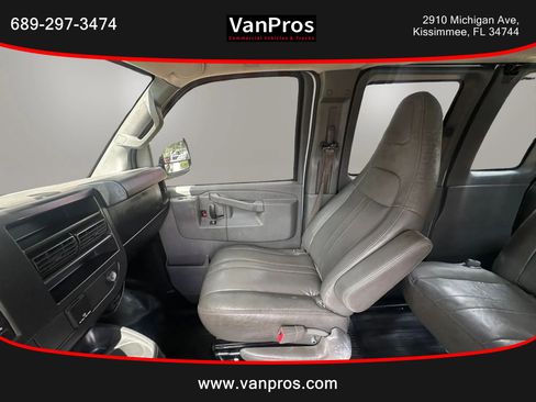 Used 2016 Chevrolet Express 2500 LS RWD image 11