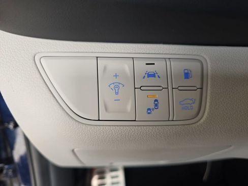 Used 2020 Genesis G70 3.3T w/ Prestige Package image 27