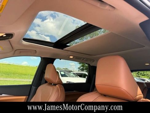 Used 2023 INFINITI QX60 Sensory w/ Vision Package AWD/4WD image 16