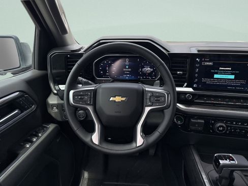 New 2026 Chevrolet Silverado 1500 LTZ w/ LTZ Premium Package AWD/4WD image 16