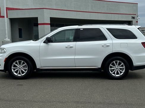 Used 2023 Dodge Durango SXT RWD image 9