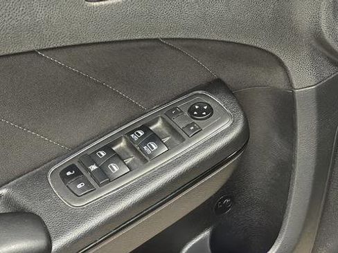 Used 2021 Dodge Charger R/T w/ Blacktop Package RWD image 21