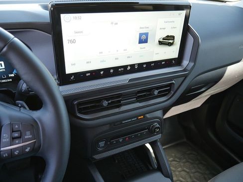 Used 2025 Ford Bronco Sport Badlands image 36