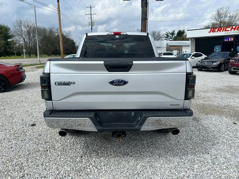 Used 2015 Ford F150 XLT AWD/4WD image 8