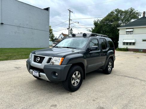 Used 2013 Nissan Xterra PRO-4X w/ Pro-4x Leather Pkg image 3
