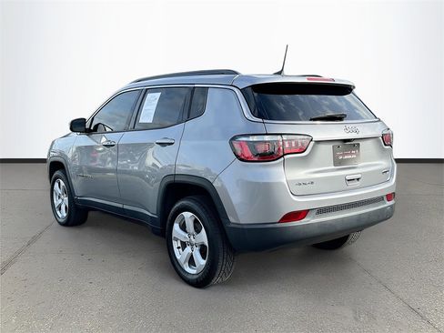 Certified 2020 Jeep Compass Latitude image 5