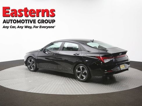 Used 2021 Hyundai Elantra SEL w/ Convenience + Premium Package FWD image 65