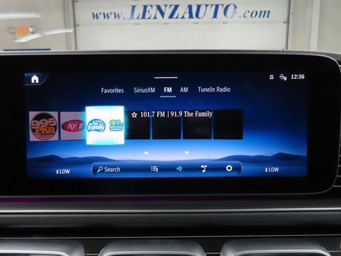 Used 2025 Mercedes-Benz GLS 450 4MATIC image 19