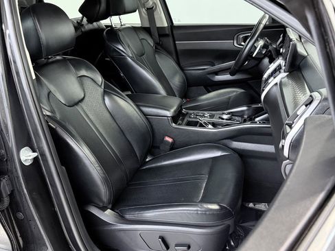 Used 2023 Kia Sorento EX image 14
