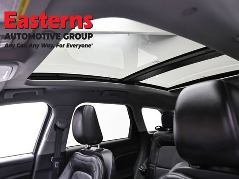 Used 2021 Lincoln Corsair Reserve w/ Elements Package AWD/4WD image 36