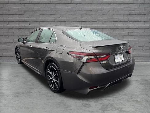 Used 2024 Toyota Camry SE w/ Convenience Package FWD image 5