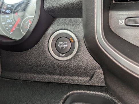 Used 2021 RAM 1500 Big Horn AWD/4WD image 29