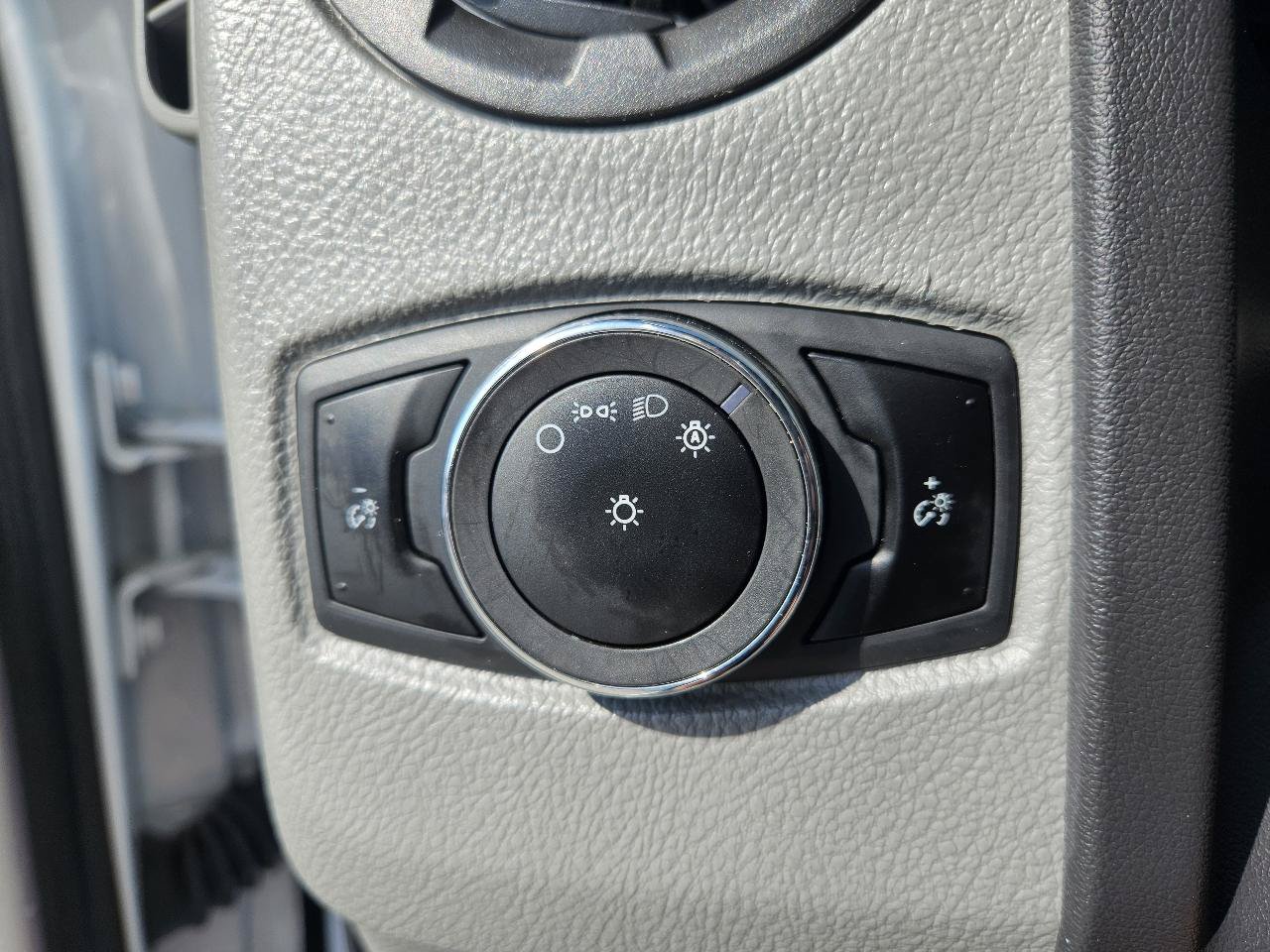 Used 2024 Ford E-350 and Econoline 350 Super Duty w/ Power Windows & Locks Group RWD image 53