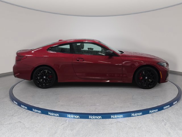 Certified 2025 BMW 440i xDrive Coupe w/ Premium Package AWD/4WD image 4