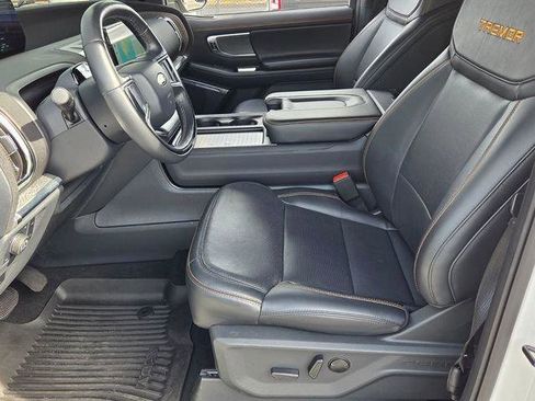 Used 2025 Ford Expedition Tremor AWD/4WD image 11