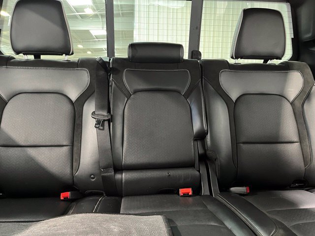 Used 2025 RAM 1500 Laramie AWD/4WD image 12