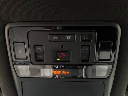Used 2024 Toyota Grand Highlander AWD Hybrid image 22