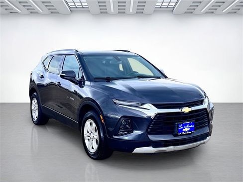 Used 2021 Chevrolet Blazer LT image 3