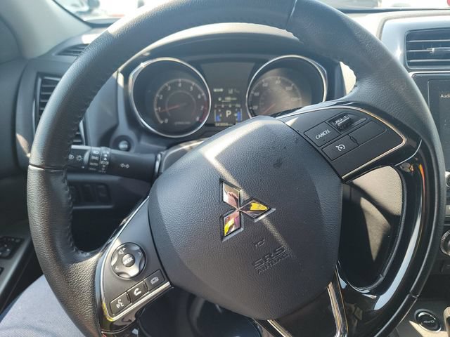 Used 2025 Mitsubishi Outlander Sport AWD image 8