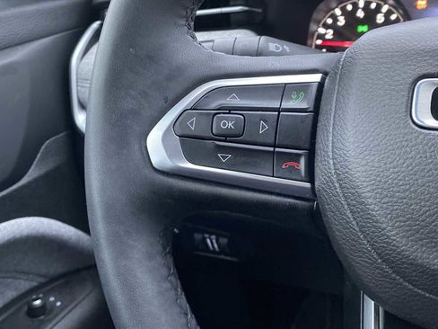 Used 2023 Jeep Compass Latitude w/ Convenience Group image 23