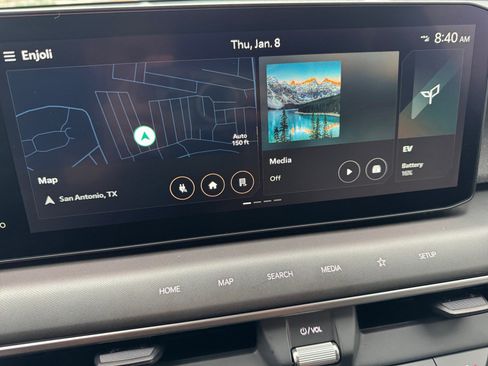 Used 2024 Kia EV9 Wind image 17