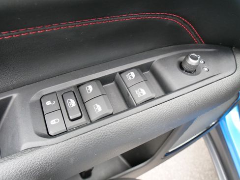 Used 2022 Jeep Compass Trailhawk w/ Trailhawk Elite Group image 16