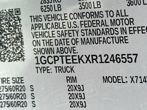 Used 2024 Chevrolet Colorado Trail Boss w/ Advanced Trailering Package AWD/4WD image 32