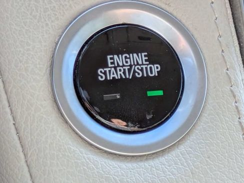 Used 2016 Cadillac Escalade 2WD image 28