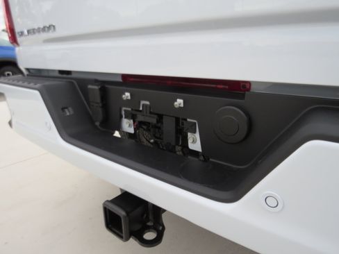 New 2026 Chevrolet Silverado 3500 High Country w/ High Country Premium Package AWD/4WD image 15