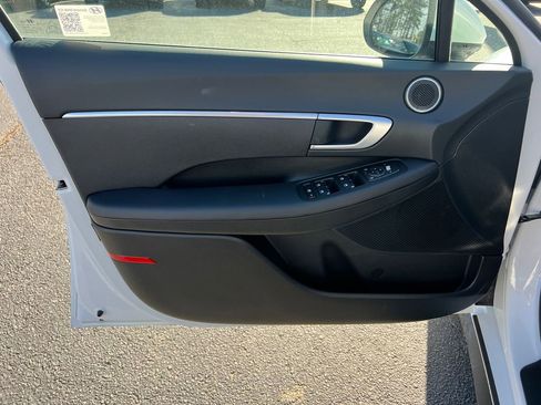 Certified 2025 Hyundai Sonata SE FWD image 11