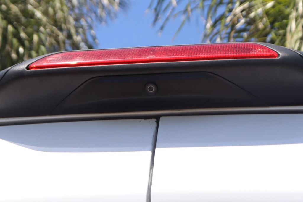 Used 2022 Ford E-Transit Medium Roof RWD image 45