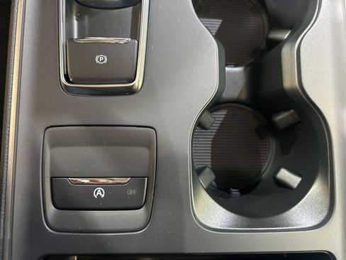 New 2024 Ford Edge SE image 16