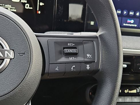 New 2026 Nissan Kicks SV image 18