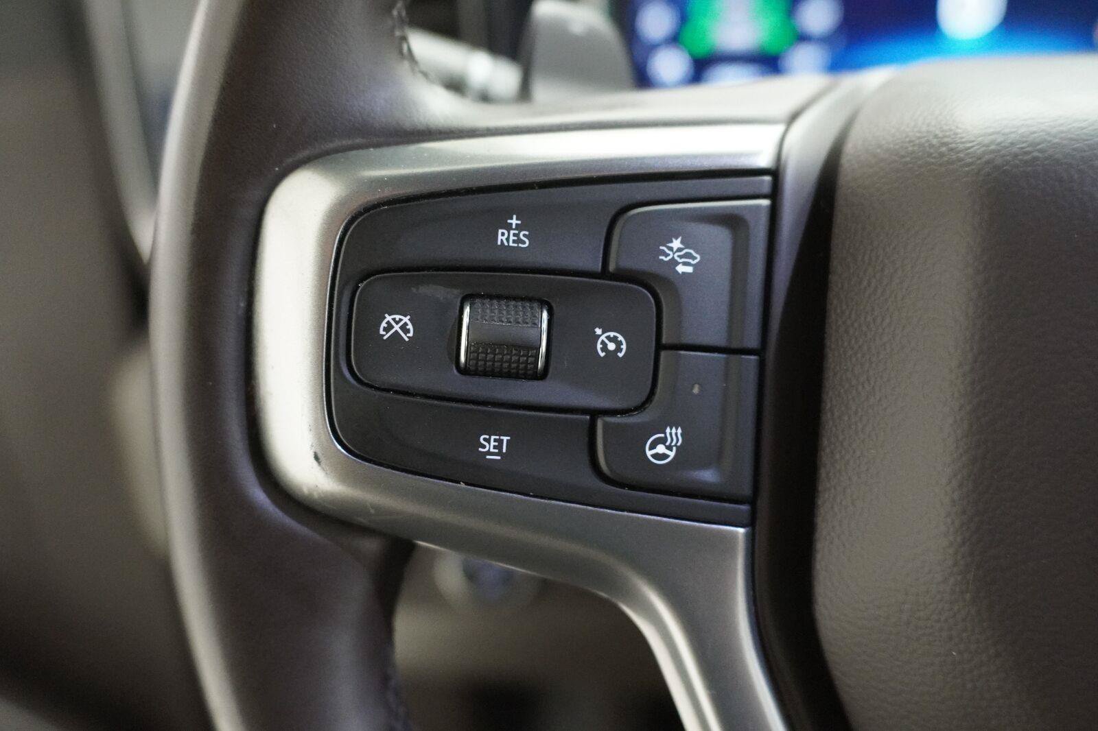 Used 2024 Chevrolet Silverado 1500 LTZ w/ Technology Package RWD image 9
