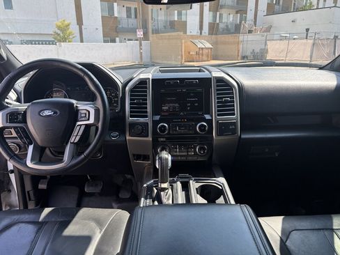 Used 2015 Ford F150 Platinum w/ Equipment Group 701A Luxury AWD/4WD image 20