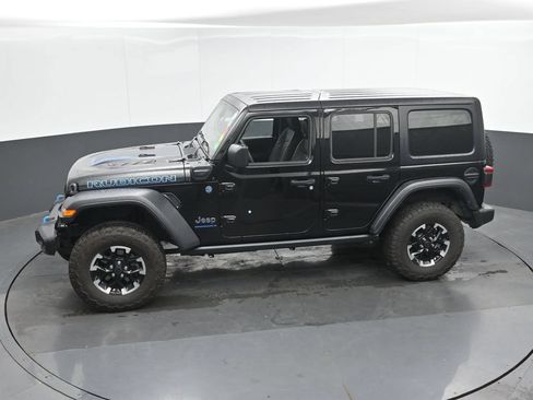 Used 2024 Jeep Wrangler Unlimited Rubicon 4xe w/ Technology Group AWD/4WD image 36