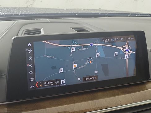 Used 2018 BMW 530i xDrive image 18