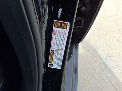 Used 2025 Nissan Altima 2.5 SV FWD image 31
