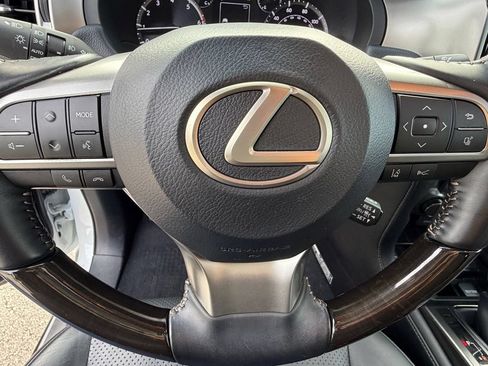 Used 2023 Lexus GX 460 Luxury w/ Accessory Package AWD/4WD image 26