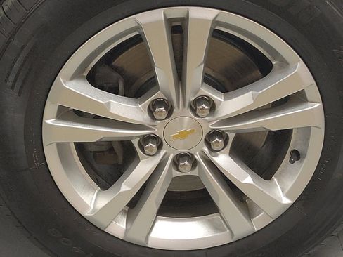 Used 2017 Chevrolet Equinox LS FWD image 31