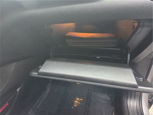 Used 2019 Jeep Cherokee Trailhawk image 22