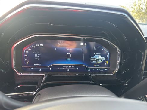 Used 2022 Chevrolet Silverado 1500 LT Trail Boss w/ LPO, Dark Essentials Package image 9