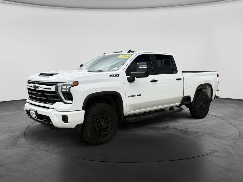 Used 2024 Chevrolet Silverado 2500 LT w/ Z71 Sport Edition AWD/4WD image 4