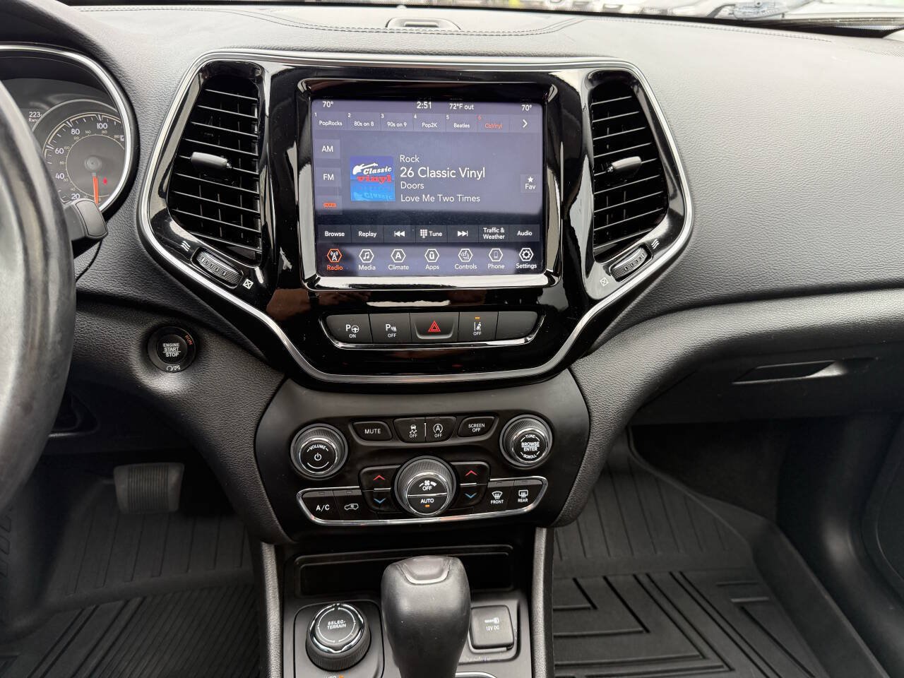 Used 2021 Jeep Cherokee Limited AWD/4WD image 8