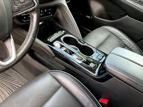 Used 2021 Buick Envision Essence w/ Technology Package I AWD/4WD image 11